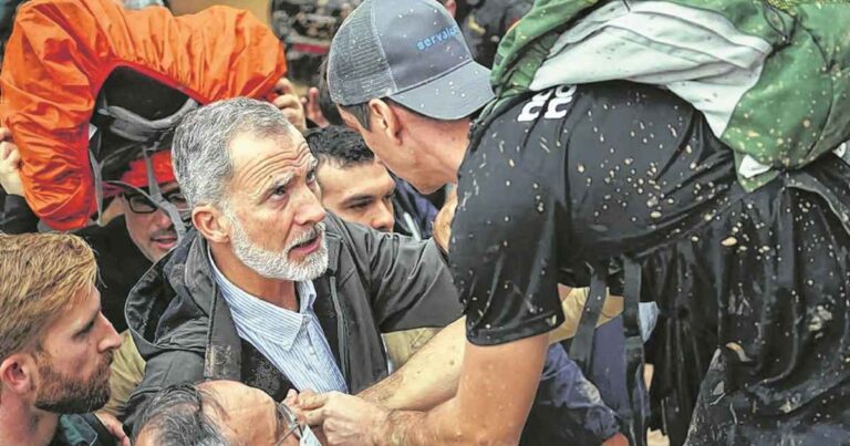 espana:-el-estallido-popular-contra-la-polarizada-y-erratica-clase-politica