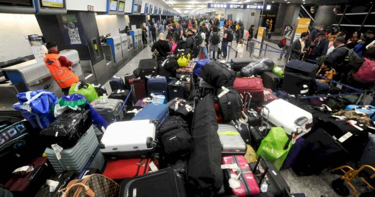 conflicto-en-intercargo:-el-gobierno-echo-a-12-choferes,-dos-supervisores-y-un-coordinador-con-sueldos-de-hasta-$-3-millones