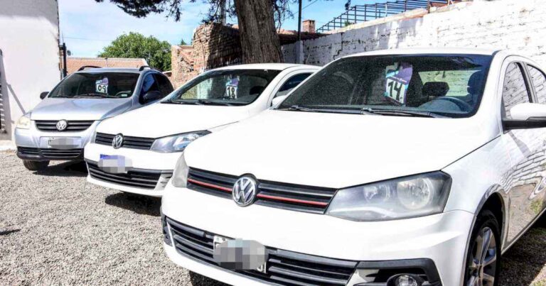 transferir-el-usado-en-neuquen-o-rio-negro?:-el-gran-ahorro-al-comprar-una-toyota-hilux-o-vw-gol