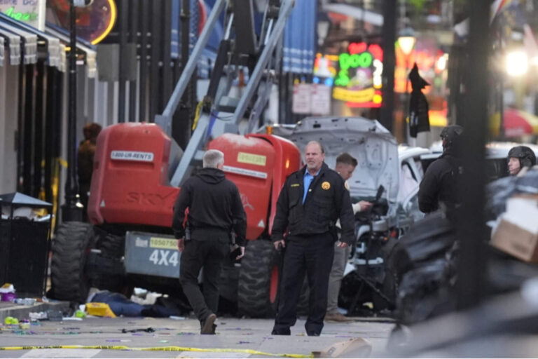 Un terrorista asesinó a más de una docena de personas en Nueva Orleans
