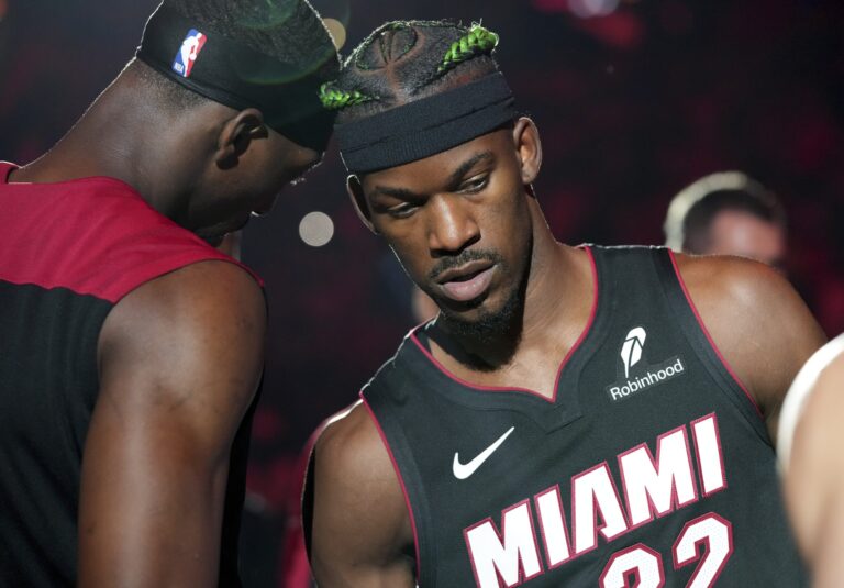 Jimmy Butler dijo que perdió la alegría de jugar y desató un escándalo en la NBA