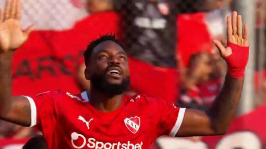 Así fue el gol de Angulo que le dio el empate a Independiente ante Racing