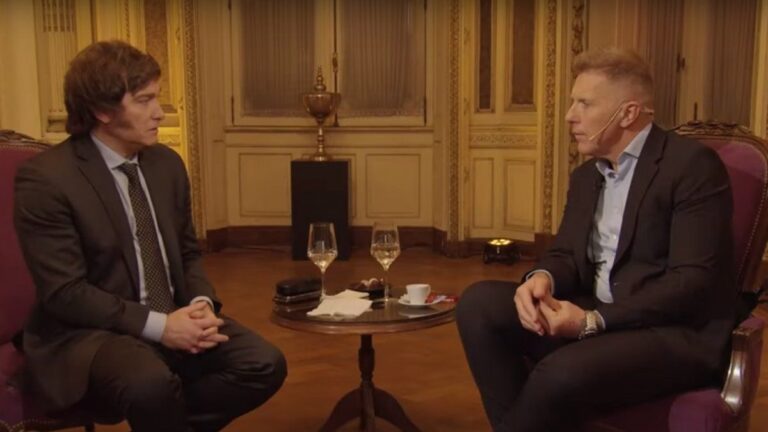 La foto que le mandó Javier Milei a Alejandro Fantino: «No lo uso nunca»