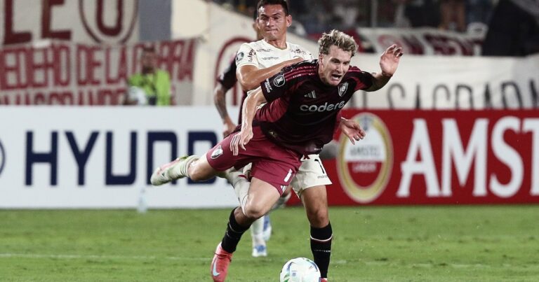 Borja, suplente: su incómodo ingreso y los elogios de Gallardo a Driussi y Colidio