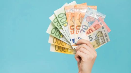 Euro hoy y euro blue hoy, EN VIVO: a cuánto cierra este jueves 5 de junio de 2025