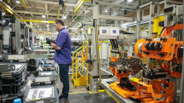 La UIA registró un aumento interanual del 6% de la actividad industrial en mayo