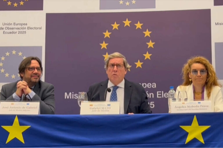La Unión Europea descartó fraude en elecciones y desmintió a Luisa González