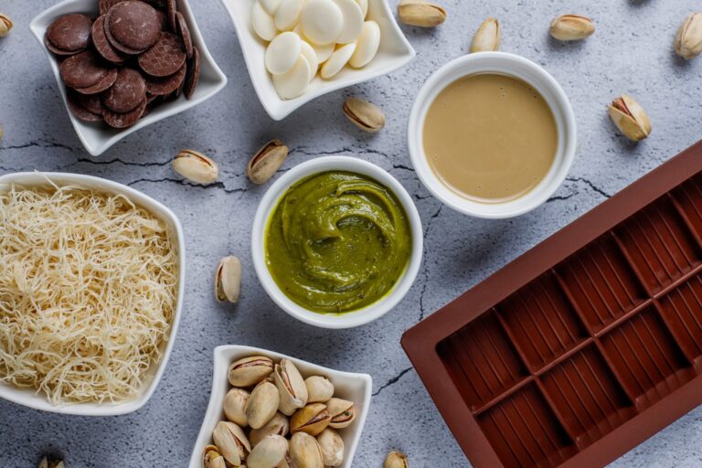 Cómo llegó el chocolate Dubai a ser el alfajor de moda