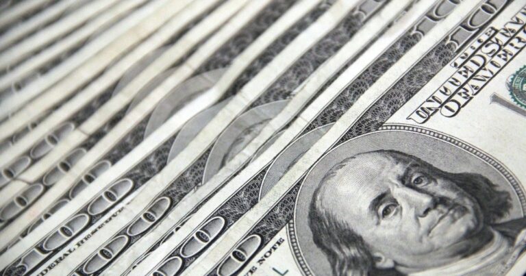 Dólar hoy y dólar blue, EN VIVO: a cuánto cotizó el oficial y cuál fue el precio del paralelo este viernes 25 de julio, minuto a minuto