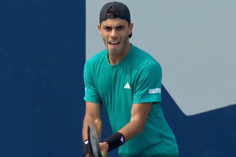 Cerúndolo va por el gran golpe ante Zverev