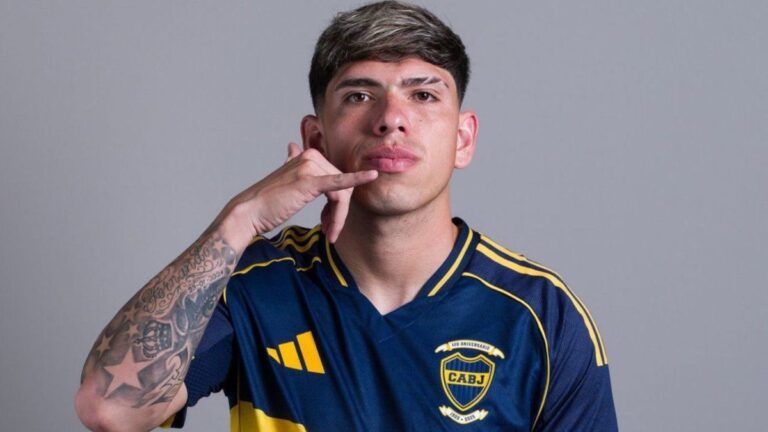 Boca es un cabaret? Aseguran que el chileno Carlos Palacios volvió a tener una noche larga tras la sanción