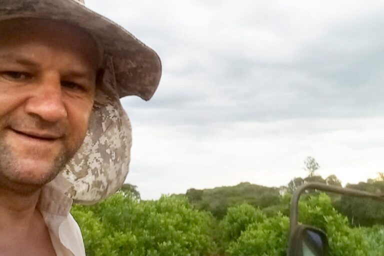 Pasé una miseria total: un productor amenazó con prenderse fuego para que le paguen una presunta deuda