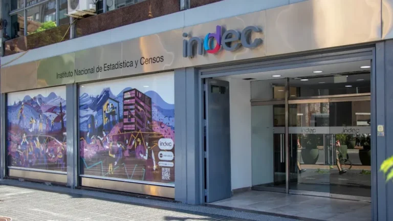 INDEC: renunciaron dos funcionarios clave encargados de medir la inflación y las condiciones de vida