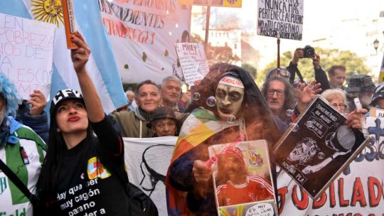 Jubilados, ATE y las dos CTA marchan este miércoles frente al Congreso contra los vetos de Javier Milei
