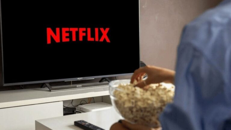 La serie de Netflix con contenido picante que es ideal para ver en pareja
