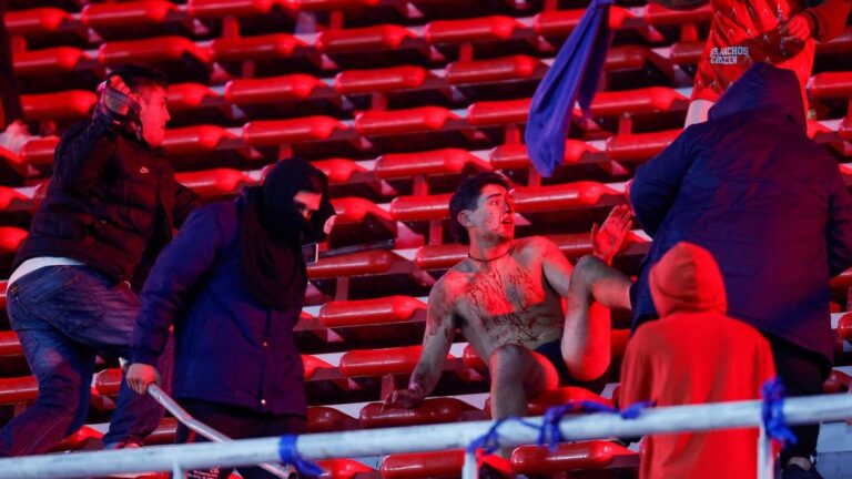 Independiente -Universidad de Chile: no, no se registraron muertos en los incidentes pero peligra la vida de un herido