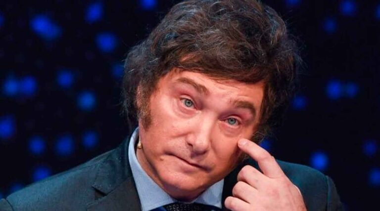 A los tumbos hacia octubre: un gobierno en crisis y un peronismo en la remake del Frente de Todos