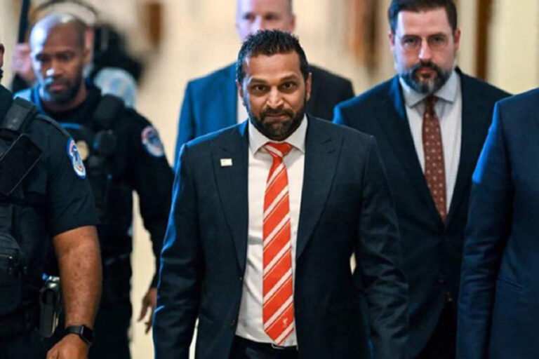 El director del FBI calificó el tiroteo en Minnesota como terrorismo doméstico