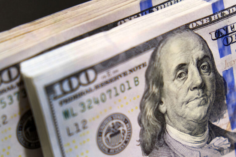 Dólar blue, dólar hoy: a cuánto cotizan el lunes 8 de septiembre de 2025