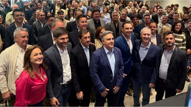 Gobernadores del frente Provincias Unidos se reunieron para enviar un mensaje al Gobierno