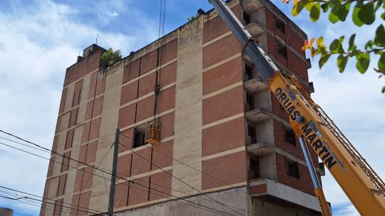 Río Ceballos demolerá cinco pisos del edificio ex Aciso en 2026 para recuperar el perfil urbano