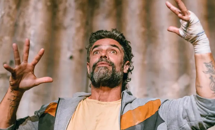 Sorpresivo! Luciano Castro no se internó solo: quién es el actor que está luchando junto a él en la clínica