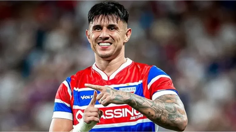 Adam Bareiro festejó a lo Riquelme y avivó los rumores sobre su posible llegada a Boca