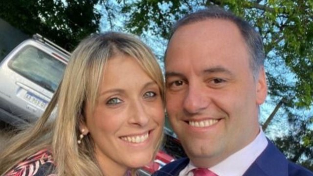 Denuncian a la esposa de Adorni por presunto entramado de contratos millonarios con firmas estatales