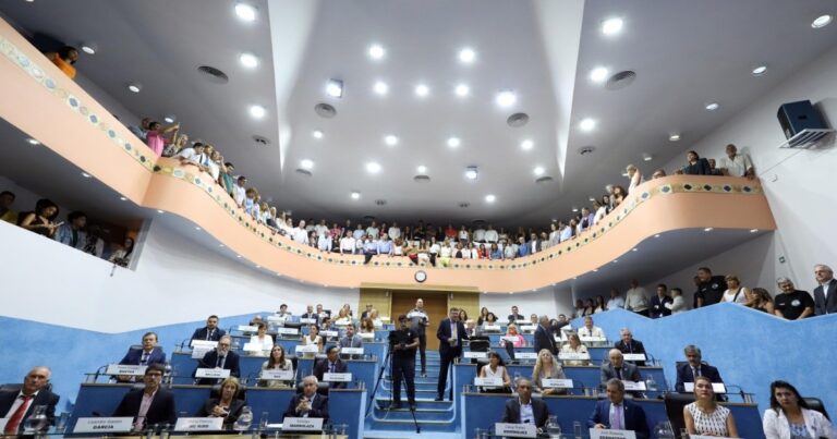 Edificio de la Legislatura de la Provincia de Río Negro