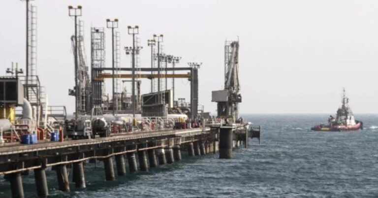 Imagen referencial de la isla de Kharg, centro de procesamiento y exportación de petróleo de Irán.