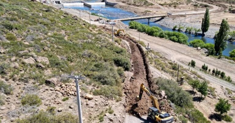 Obras de infraestructura para la red de gas natural en el norte de la provincia de Neuquén.