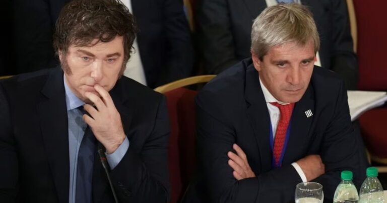 Gráfico de inflación y logo del INDEC en un fondo relacionado con economía