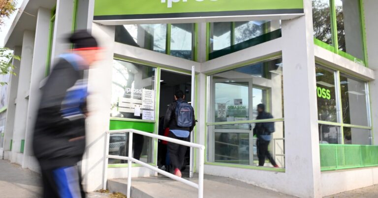 Sede del Instituto Provincial de Obra Social (Ipross) en Río Negro