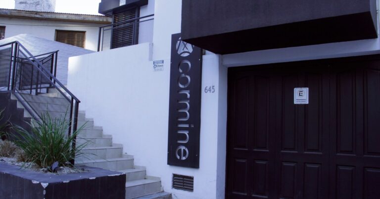 Sede de la Corporación Minera del Neuquén (Cormine)