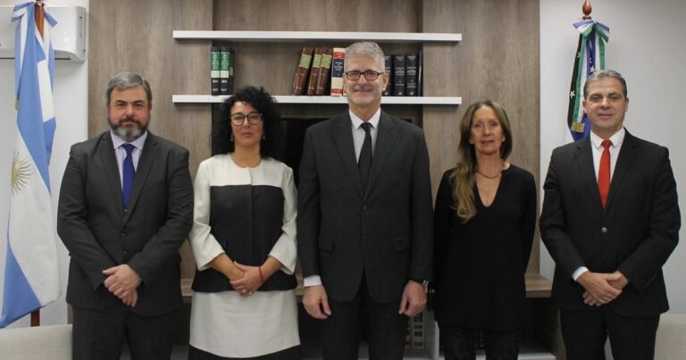 Edificio de tribunales de justicia en la provincia de Río Negro